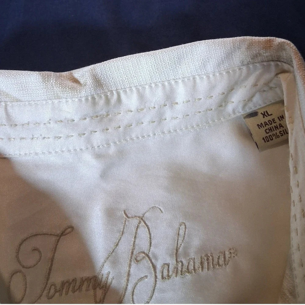 Tommy Bahama Mens XL Silk Short Sleeve Button Down Camp Shirt Beige Leaf Print